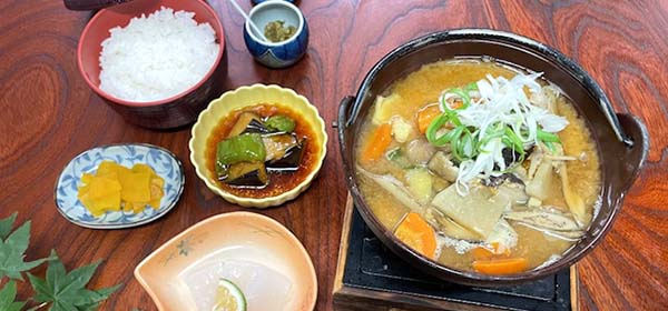 月刊セーノ「九重町においでよ！」でだんご汁定食が紹介されました。