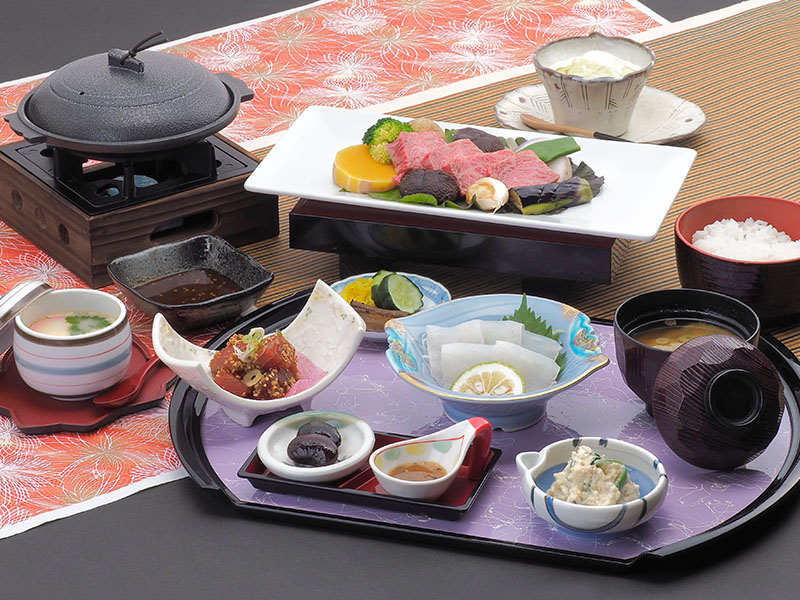 おおいた豊後牛陶板御膳